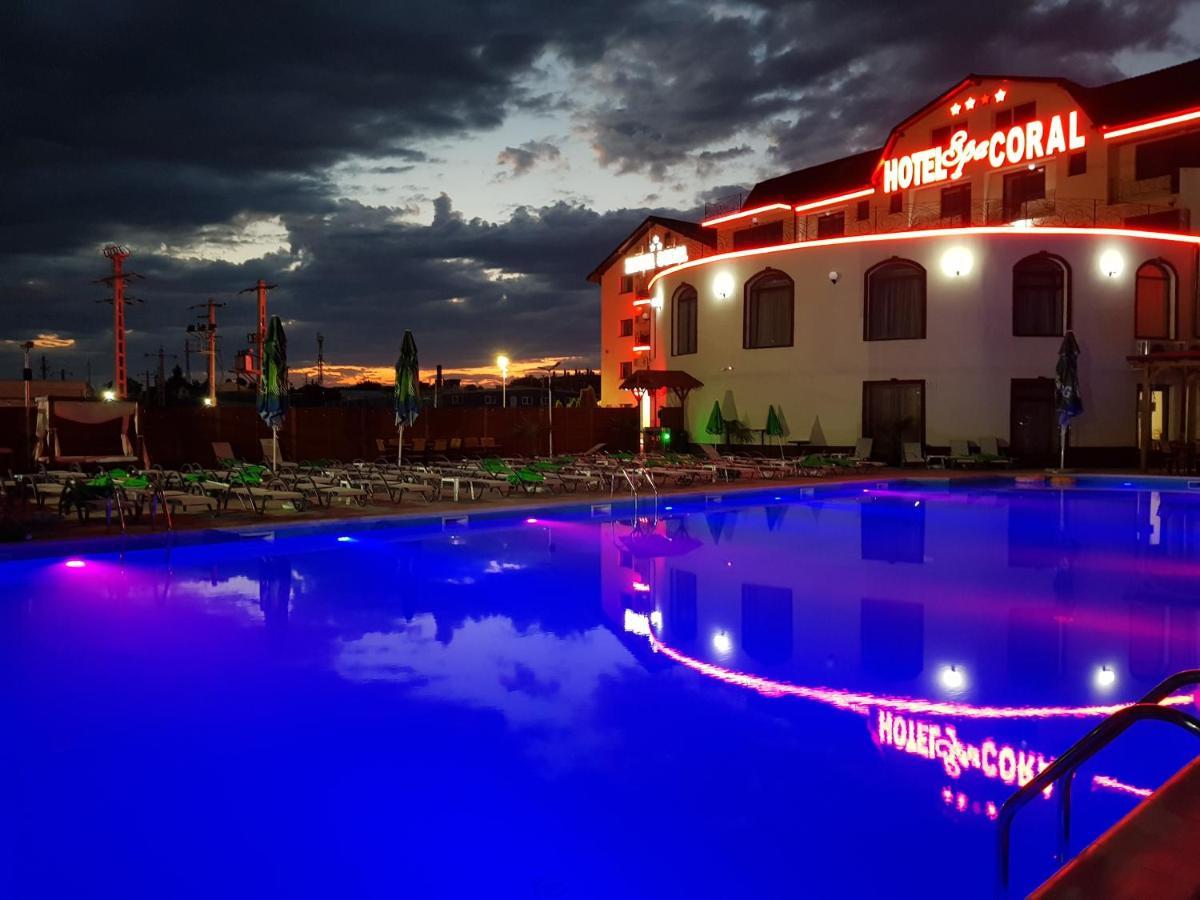 Hotel Coral Valea Lupului  Exterior foto